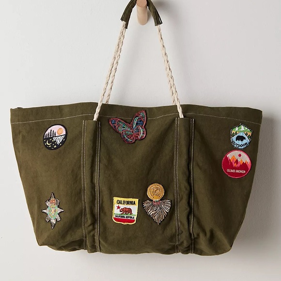 Free People Been There Badge Tote Bag❤️ NWOT Serpent Green - Picture 2 of 6